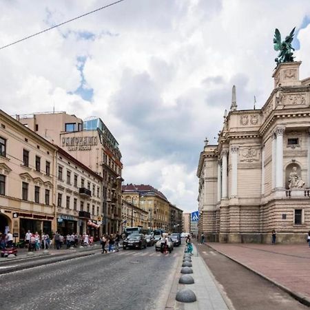 Apartment Svobody Lviv Exterior photo